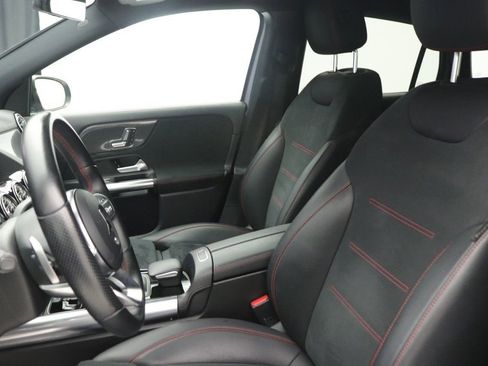 Certified 2022 Mercedes-Benz GLA 250 image 32