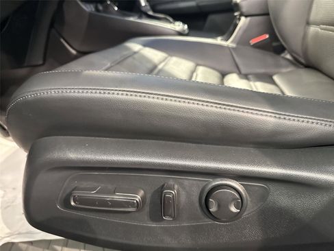 Used 2024 Honda CR-V EX-L image 14