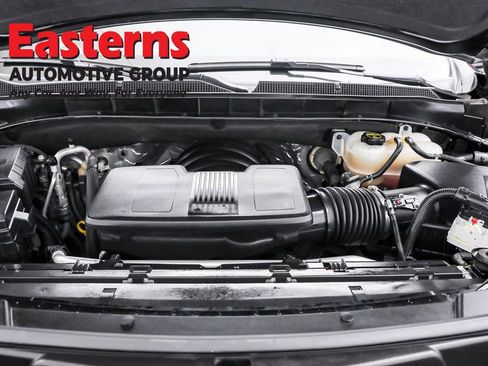 Used 2024 Chevrolet Suburban RST image 7