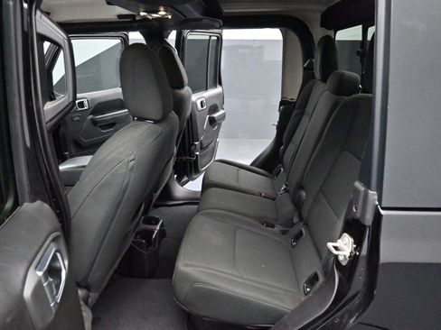 Used 2023 Jeep Gladiator Sport image 26