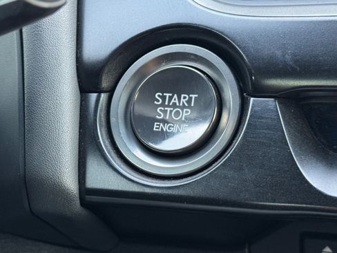 Used 2022 Lexus UX 200 image 22