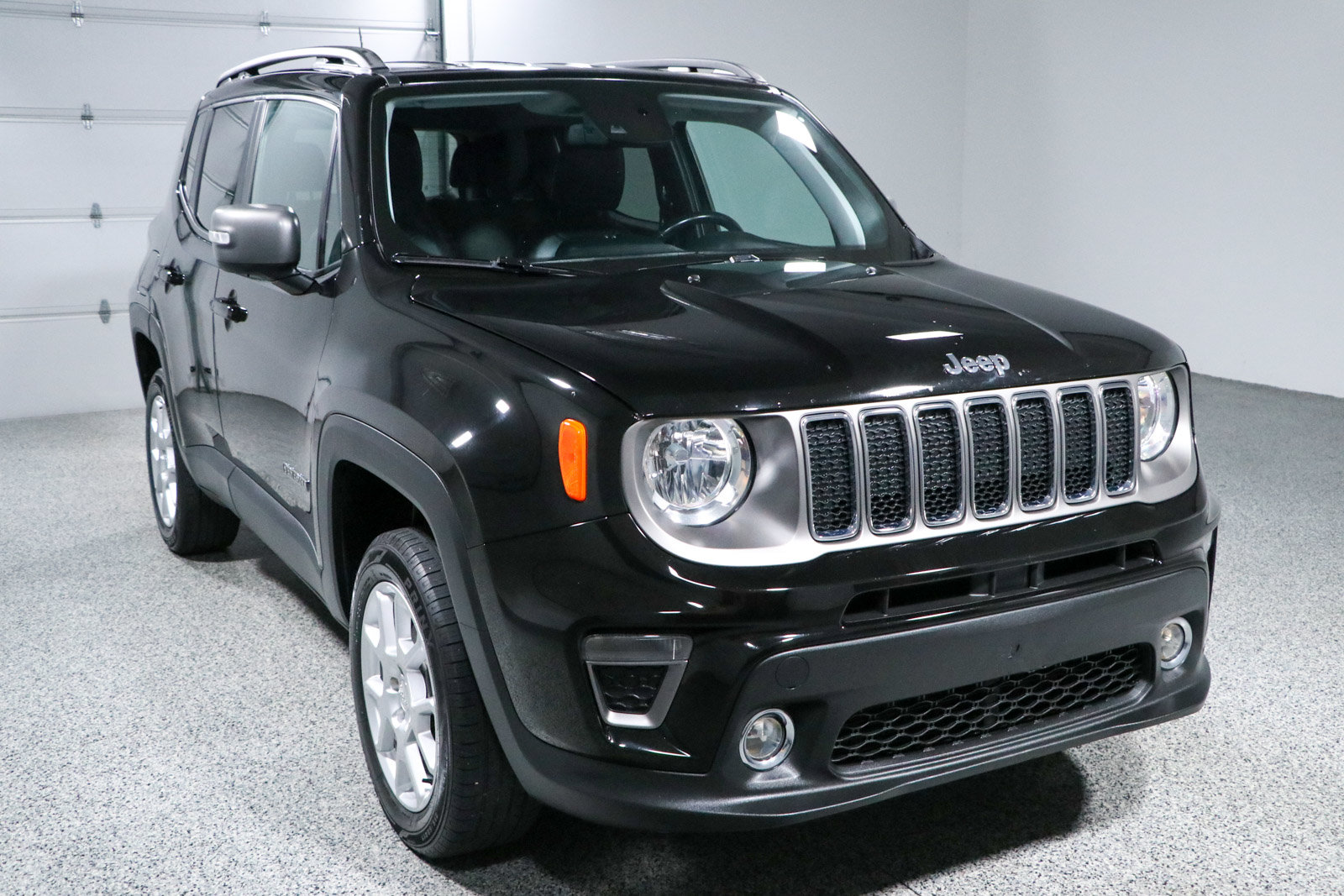 Used 2021 Jeep Renegade Limited AWD/4WD image 5