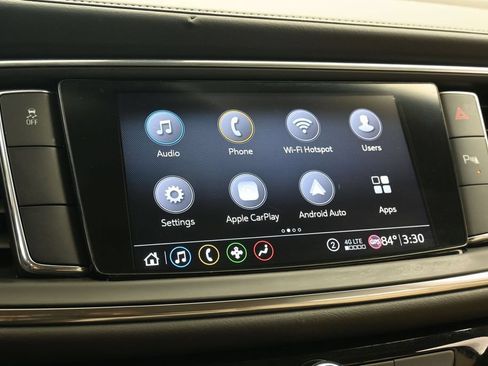 Used 2020 Buick Enclave Essence FWD image 18