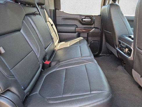 Used 2021 GMC Sierra 1500 SLT w/ SLT Convenience Package AWD/4WD image 18