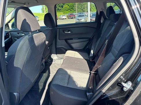 Used 2025 Nissan Rogue SV FWD image 15