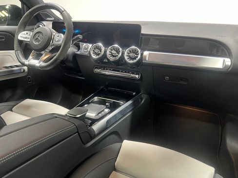 Used 2023 Mercedes-Benz GLB 35 AMG 4MATIC image 28