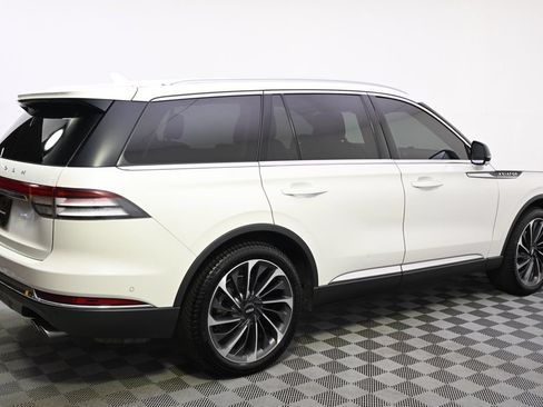 Used 2020 Lincoln Aviator Reserve w/ Equipment Group 202A AWD/4WD image 7