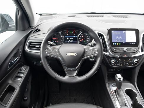 Used 2020 Chevrolet Equinox Premier AWD/4WD image 2