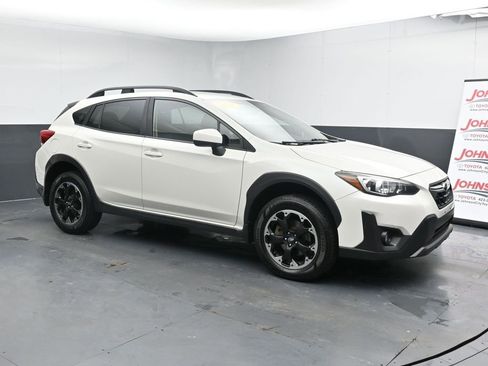 Used 2021 Subaru Crosstrek 2.0i Premium w/ Popular Package #2 image 2