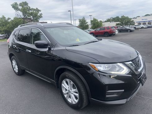 Used 2018 Nissan Rogue S w/ S Value Package AWD/4WD image 13