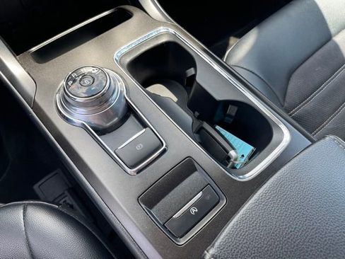 Used 2018 Ford Fusion SE w/ Equipment Group 201A FWD image 22