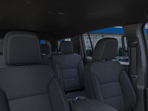 New 2026 Chevrolet Traverse LT FWD image 24
