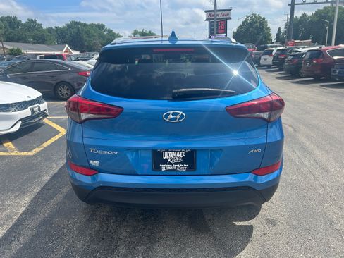Used 2017 Hyundai Tucson SE Plus AWD/4WD image 4