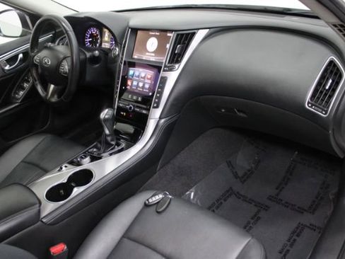 Used 2016 INFINITI Q50 3.0t Premium w/ Cargo Package image 23