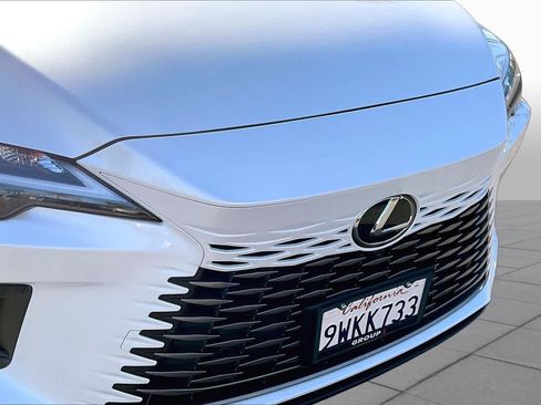 Used 2026 Lexus RX 350 Premium w/ Accessory Package (2T) FWD image 28