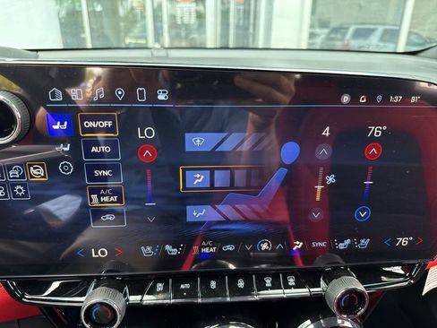 Used 2025 Chevrolet Blazer EV RS image 48