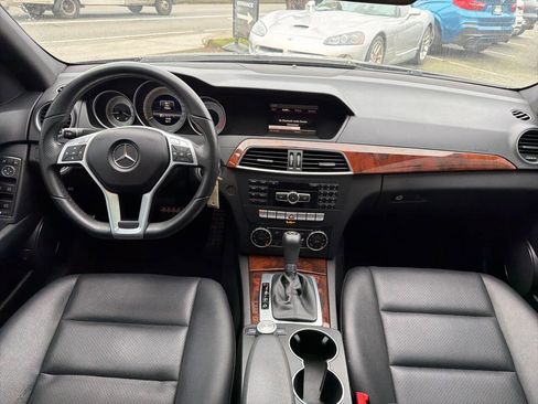 Used 2013 Mercedes-Benz C 250 Sedan image 20