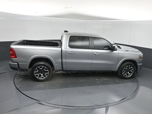 Used 2025 RAM 1500 Laramie AWD/4WD image 38