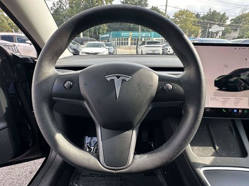 Used 2023 Tesla Model 3 Standard Range RWD image 23
