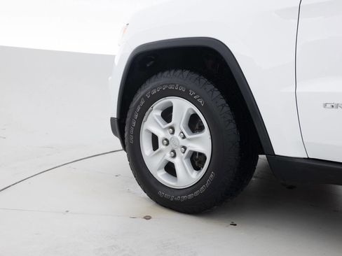 Used 2015 Jeep Grand Cherokee Laredo image 17