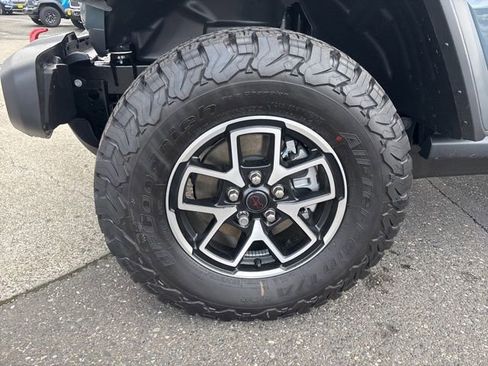 New 2026 Jeep Wrangler Unlimited Rubicon AWD/4WD image 4