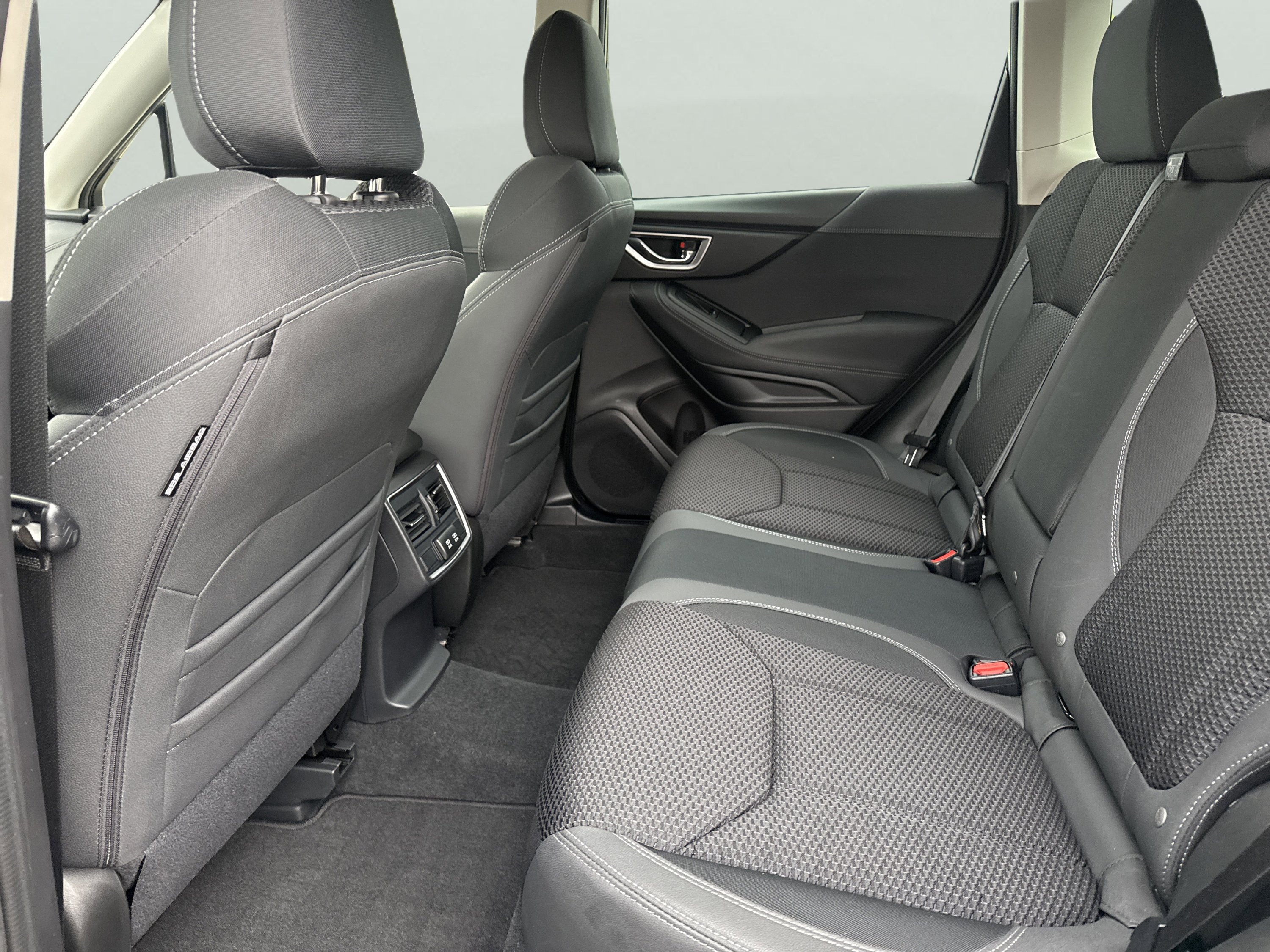 Used 2023 Subaru Forester Premium AWD/4WD image 14
