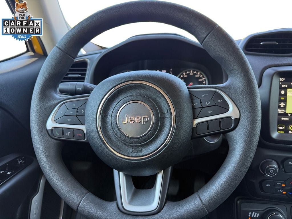 Used 2023 Jeep Renegade Latitude AWD/4WD image 12