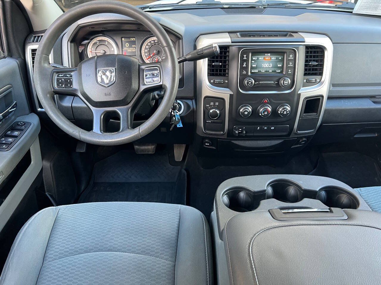Used 2018 RAM 2500 SLT AWD/4WD image 13