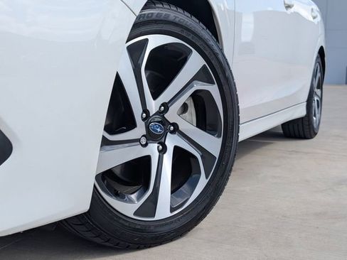Used 2022 Subaru Legacy Limited AWD/4WD image 2