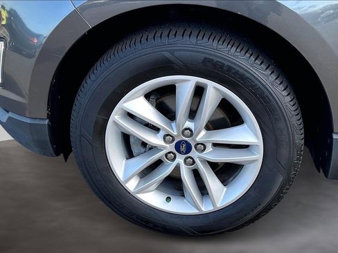 Used 2018 Ford Edge SEL w/ Equipment Group 201A image 34