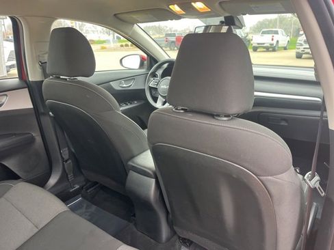 Used 2023 Kia Forte LXS image 45