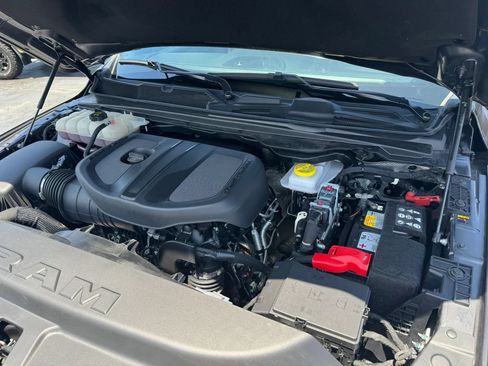 Used 2025 RAM 1500 Big Horn AWD/4WD image 14