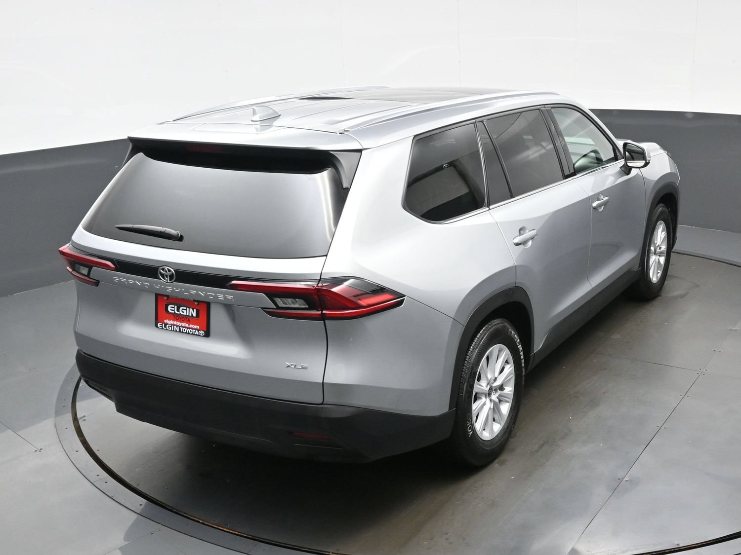 Used 2025 Toyota Grand Highlander FWD image 43