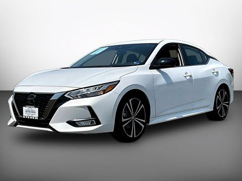 Used 2023 Nissan Sentra SR w/ Trunk Package FWD image 3