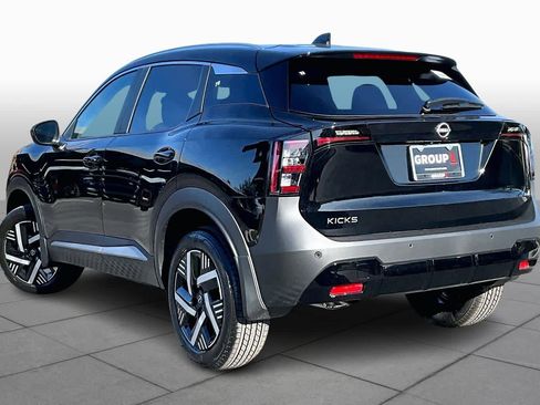 New 2026 Nissan Kicks SV image 12