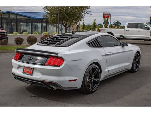 Used 2022 Ford Mustang Premium w/ Black Accent Package RWD image 8