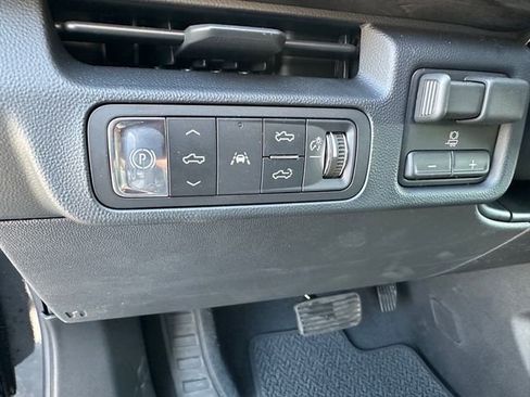 New 2025 GMC Sierra EV Denali image 29