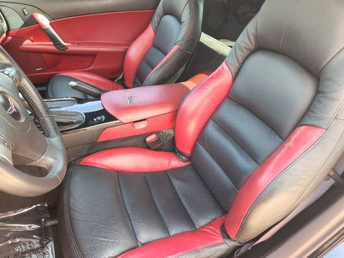 Used 2009 Chevrolet Corvette Coupe w/ Preferred Equipment Group RWD image 9