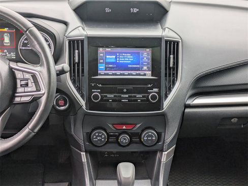 Used 2023 Subaru Forester Premium image 18