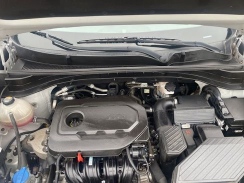 Used 2021 Kia Sportage LX image 32