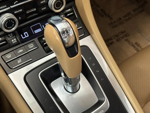 Used 2015 Porsche 911 Carrera RWD image 17