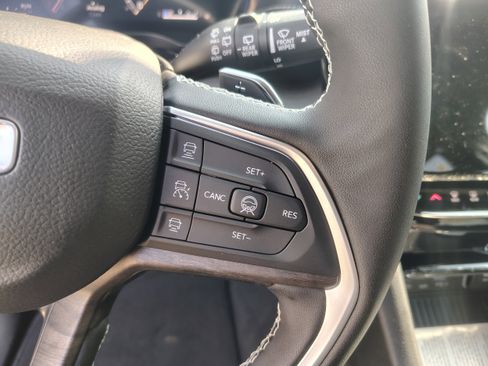 New 2026 Jeep Grand Cherokee L 4WD image 36