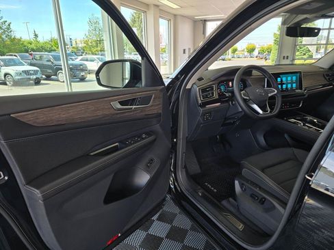 New 2026 Volkswagen Atlas SEL AWD/4WD image 24