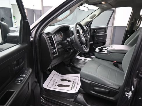 Used 2019 RAM 1500 Tradesman w/ Popular Equipment Group AWD/4WD image 38