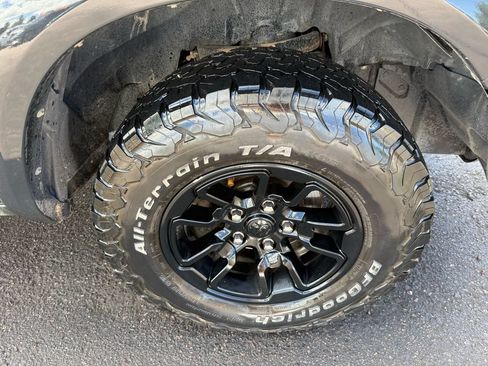 Used 2021 RAM 1500 Warlock w/ Luxury Group AWD/4WD image 12