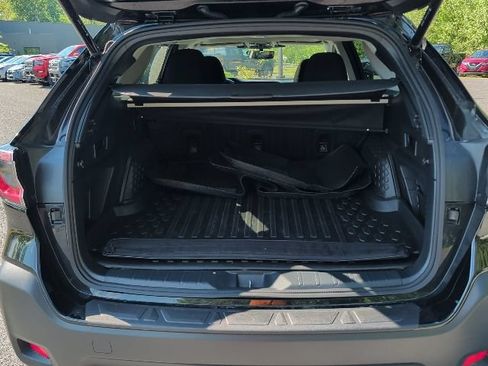Used 2023 Subaru Outback Premium AWD/4WD image 5