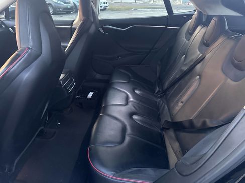 Used 2012 Tesla Model S Signature Performance image 15