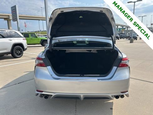 Used 2024 Toyota Camry XSE image 9