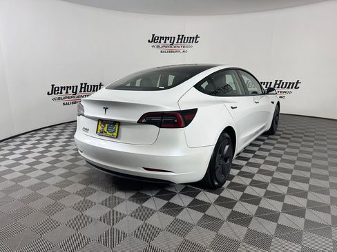 Used 2023 Tesla Model 3 Standard Range image 5
