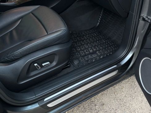 Used 2016 Audi Q5 2.0T Premium Plus w/ Technology Package image 14